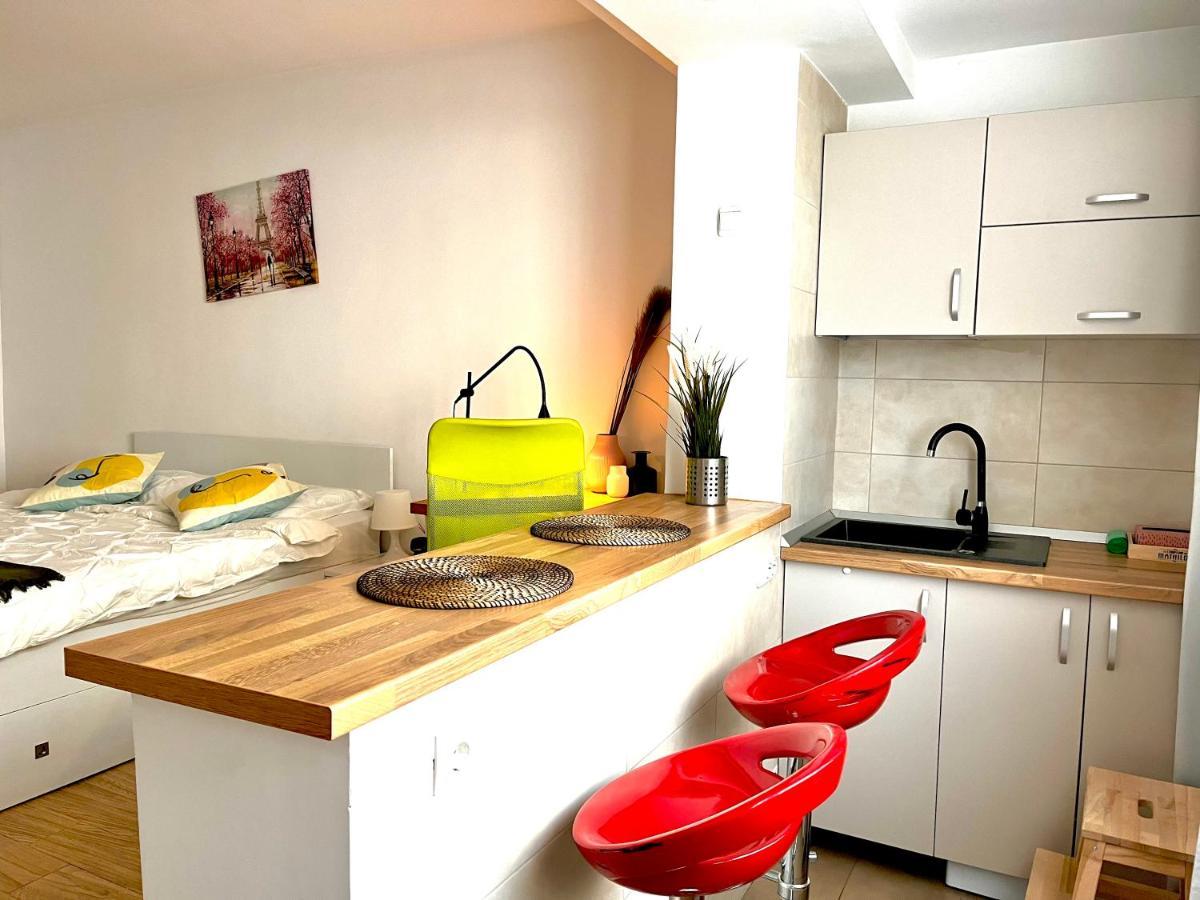 Victoriei Studio บูคาเรสต์ ภายนอก รูปภาพ